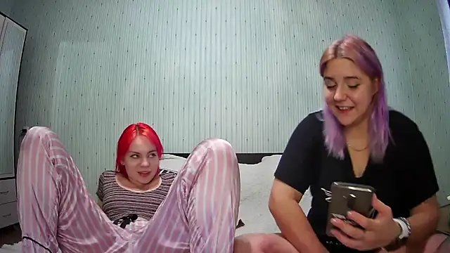 ChrisGirls online show from 12.05.24