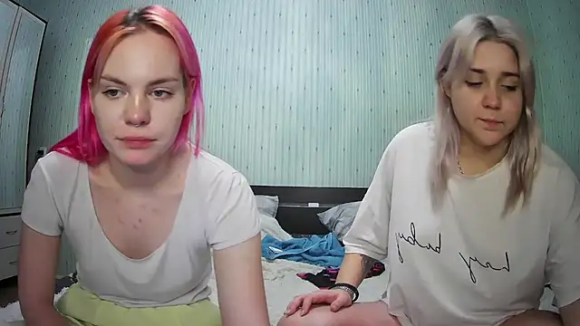 ChrisGirls online show from 01.04.25