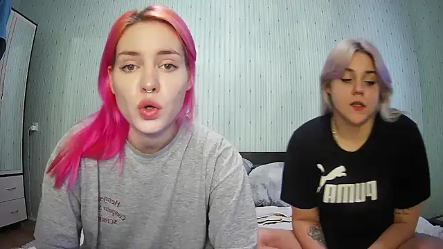 ChrisGirls online show from 01.07.25