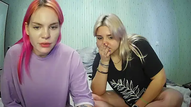 ChrisGirls online show from 01.11.25