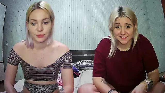 ChrisGirls online show from 01.23.25