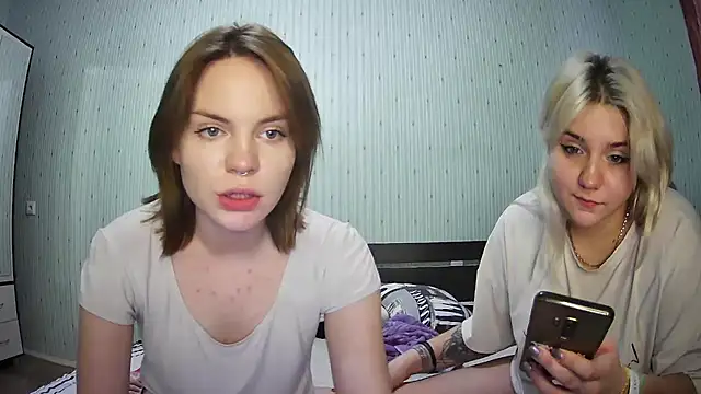 ChrisGirls online show from 02.02.25
