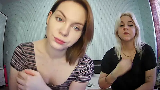 ChrisGirls online show from 02.27.25