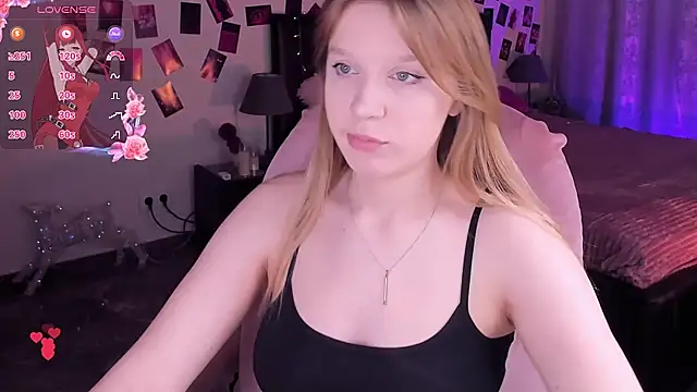 KarambaMoon online show from 04.22.26