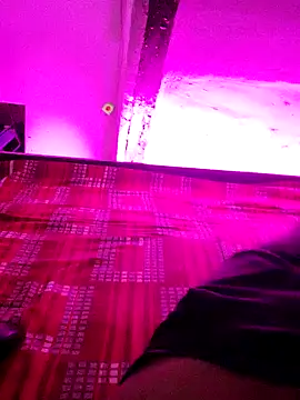 Snapshot of Habibi_big_b chatting on 09.30.25 Habibi big b online show from 09.30.25