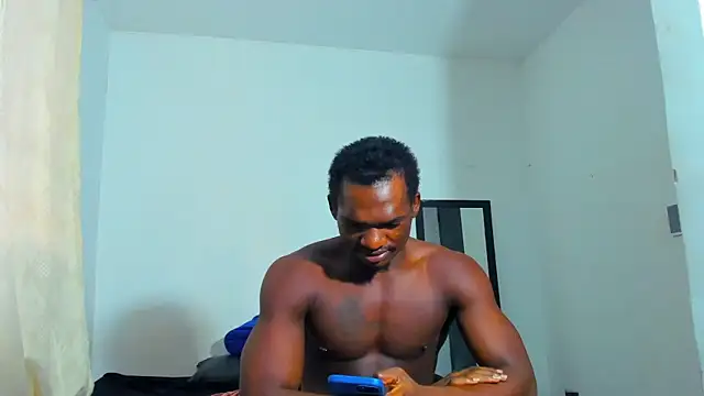 Snapshot of edwin_mosquera1 chatting on 09.23.25 edwin mosquera1 online show from 09.23.25