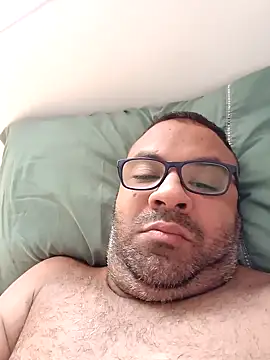 Snapshot of spacemen2 chatting on 01.20.25 spacemen2 online show from 01.20.25