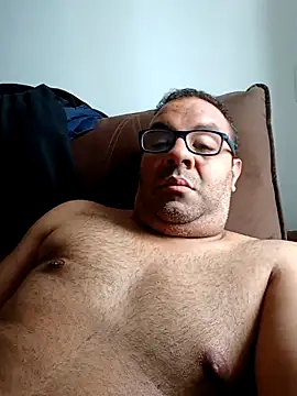 Snapshot of spacemen2 chatting on 10.08.25 spacemen2 online show from 10.08.25