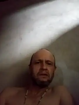 Snapshot of edijavimes chatting on 02.18.26 edijavimes online show from 02.18.26