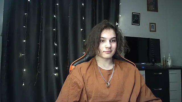 sweet lucifer666 online show from 03.20.25