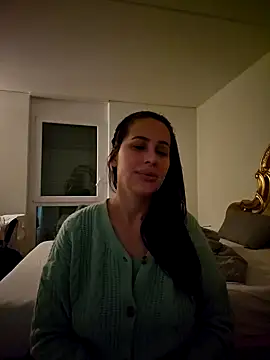 Liilii22 online show from 02.01.25