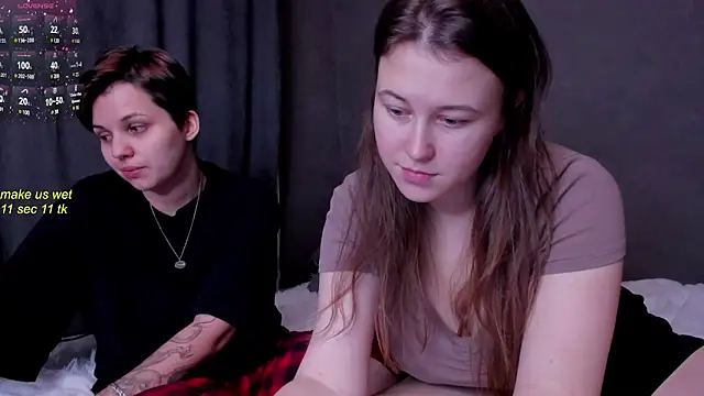 Snapshot of jessica_tenderly chatting on 12.22.24 jessica tenderly online show from 12.22.24