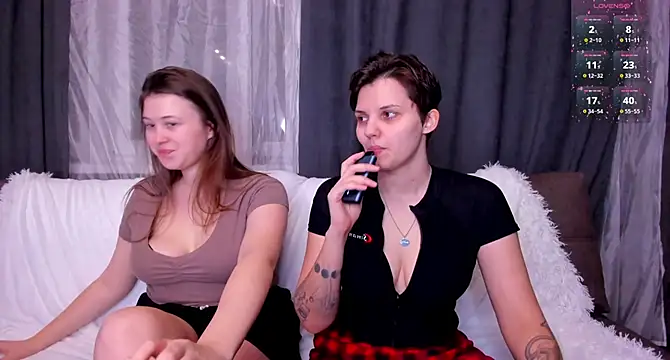 Snapshot of jessica_tenderly chatting on 12.31.24 jessica tenderly online show from 12.31.24