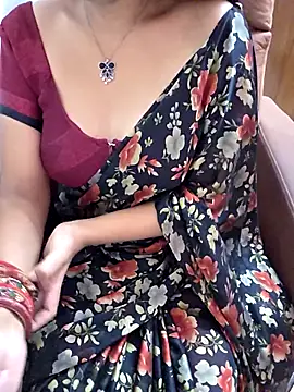 Snapshot of Roja-Telugu777 chatting on 04.26.26 Roja-Telugu777 online show from 04.26.26