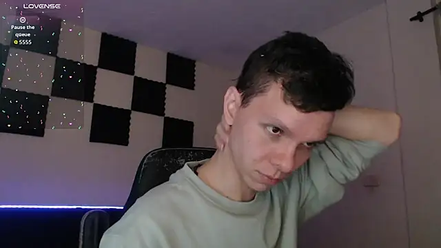 bryamado69 online show from 11.16.25