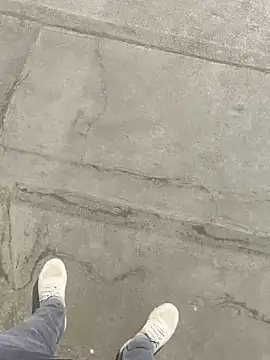 Snapshot of Gururonny07 chatting on 12.13.24 Gururonny07 online show from 12.13.24