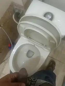 Snapshot of Gururonny07 chatting on 01.12.25 Gururonny07 online show from 01.12.25