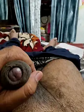 Snapshot of Gururonny07 chatting on 02.27.25 Gururonny07 online show from 02.27.25