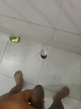 Snapshot of Gururonny07 chatting on 09.13.25 Gururonny07 online show from 09.13.25