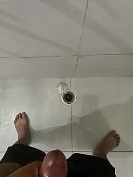 Snapshot of Gururonny07 chatting on 10.22.25 Gururonny07 online show from 10.22.25