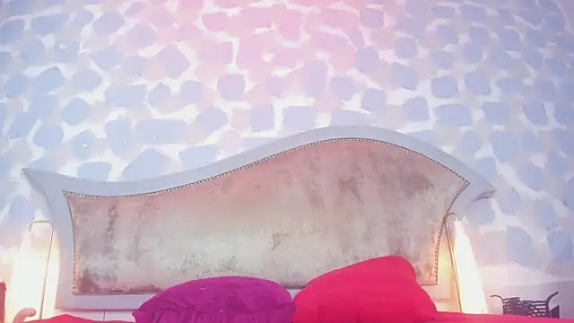 Snapshot of sarita_rouzze chatting on 03.03.25 sarita rouzze online show from 03.03.25