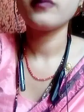 Snapshot of annaya_sweet chatting on 03.22.25 annaya sweet online show from 03.22.25