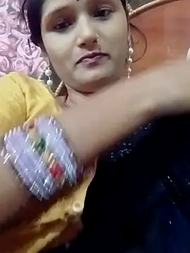 Snapshot of annaya_sweet chatting on 10.24.25 annaya sweet online show from 10.24.25