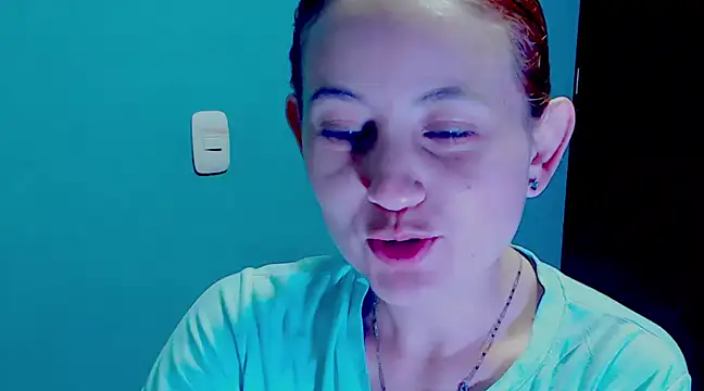 zoe jones3 online show from 12.16.24