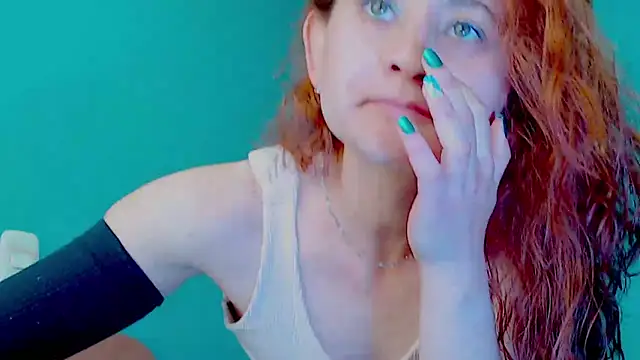 zoe jones3 online show from 12.26.24