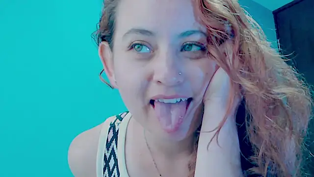 zoe jones3 online show from 01.20.25