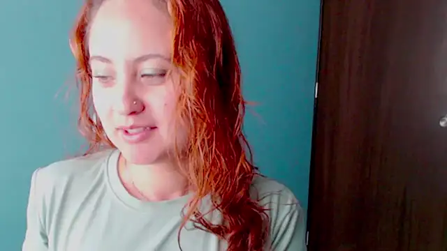 zoe jones3 online show from 01.28.25