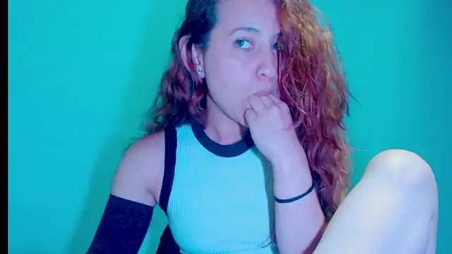 zoe jones3 online show from 02.26.25