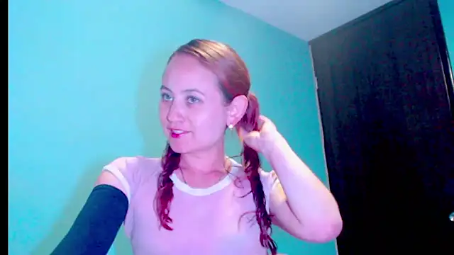 zoe jones3 online show from 03.06.25