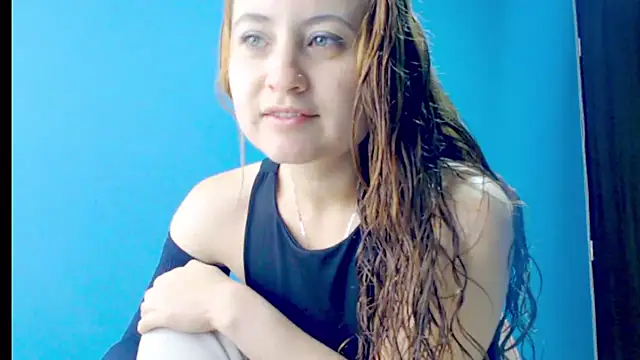 zoe jones3 online show from 03.15.25