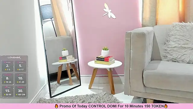 Snapshot of LenaRuiz_ chatting on 01.03.25 LenaRuiz online show from 01.03.25