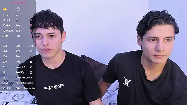 Snapshot of dani_2226 chatting on 09.29.25 dani 2226 online show from 09.29.25