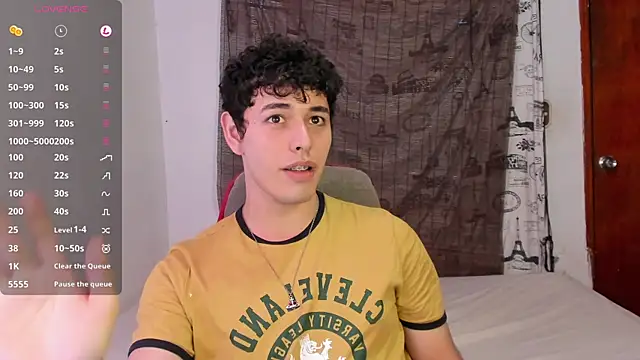 Snapshot of dani_2226 chatting on 11.08.25 dani 2226 online show from 11.08.25