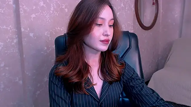 Snapshot of Ann__Cute chatting on 02.09.25 Ann Cute online show from 02.09.25