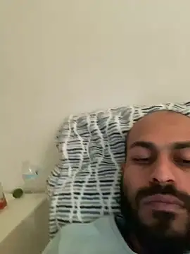 islandvybee55 online show from 02.08.25