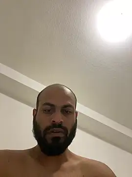 islandvybee55 online show from 03.17.25