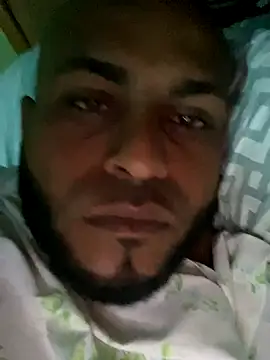 islandvybee55 online show from 09.28.25