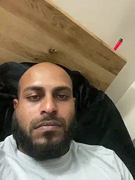 islandvybee55 online show from 03.07.26