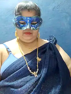 Snapshot of tamilthanushri chatting on 02.07.25 tamilthanushri online show from 02.07.25