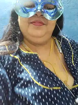 Snapshot of tamilthanushri chatting on 02.20.25 tamilthanushri online show from 02.20.25