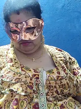 Snapshot of tamilthanushri chatting on 02.21.25 tamilthanushri online show from 02.21.25