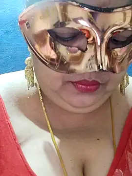 Snapshot of tamilthanushri chatting on 02.28.25 tamilthanushri online show from 02.28.25