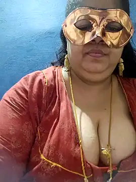 Snapshot of tamilthanushri chatting on 02.28.25 tamilthanushri online show from 02.28.25