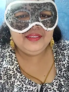 Snapshot of tamilthanushri chatting on 03.01.25 tamilthanushri online show from 03.01.25