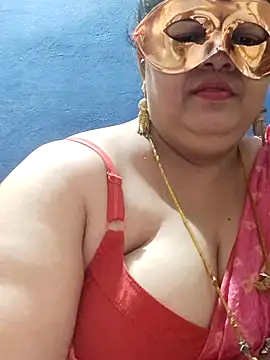 Snapshot of tamilthanushri chatting on 03.11.25 tamilthanushri online show from 03.11.25