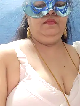 Snapshot of tamilthanushri chatting on 03.13.25 tamilthanushri online show from 03.13.25